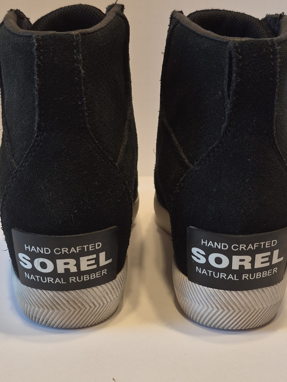 Sorel Womens SZ 6 Black Suede Ankle Booties with Natural Rubber Heel